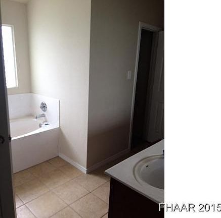 4th image of 3402 Cricklewood Dr