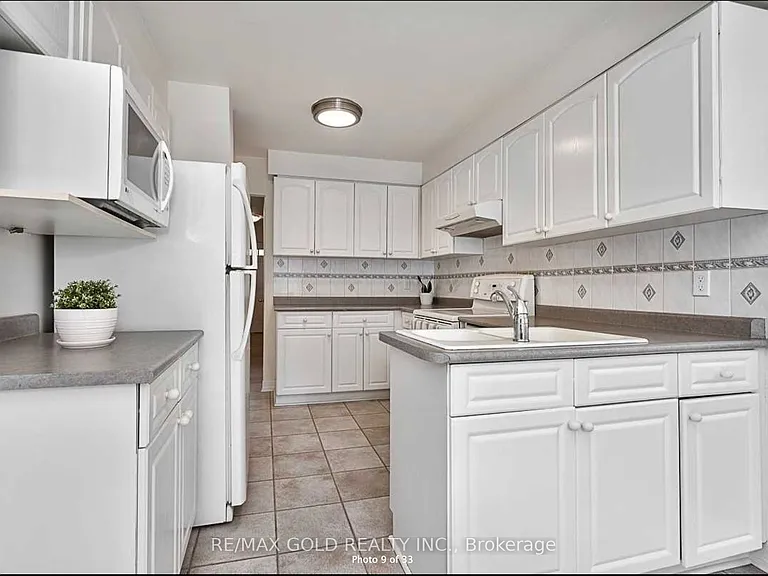 2586 Hammond Rd — Photo 13
