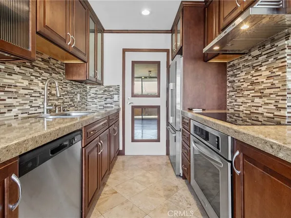 525 N Sycamore Ave APT 419, Los Angeles, CA 90036