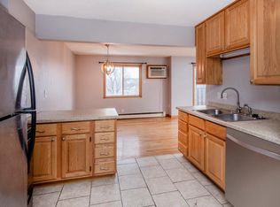 391 Grand Ave APT 202, Saint Paul, MN 55102