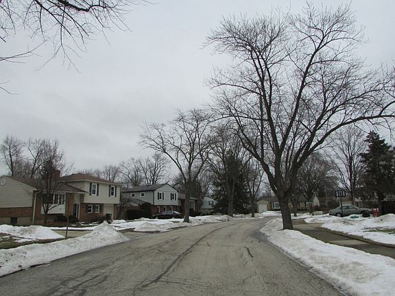 5th image of 1451 E Gloria Dr