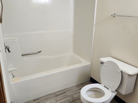 5th image of 538 S Sobotta St #201 & 202