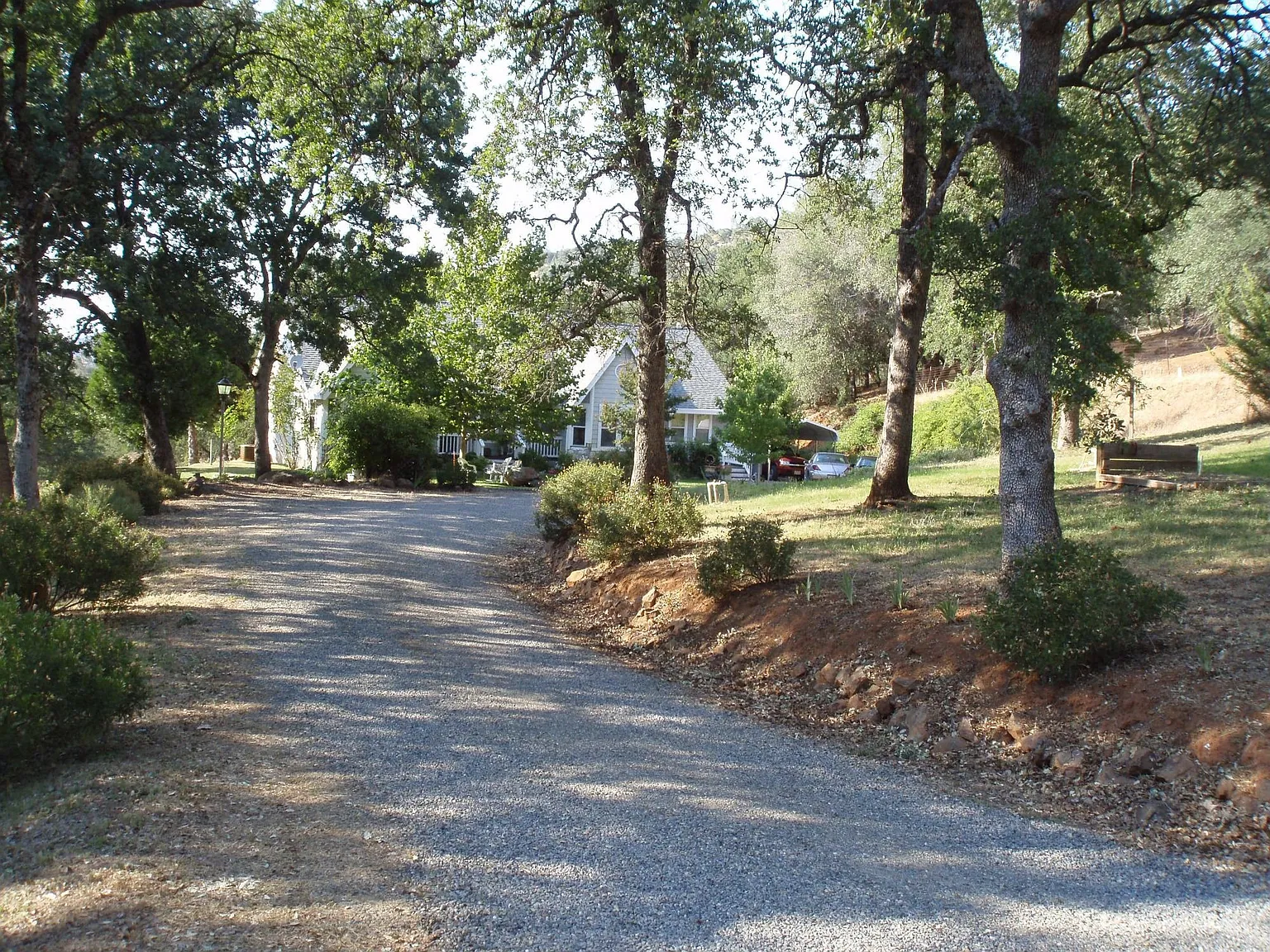 7627 Redhill Way photo 1