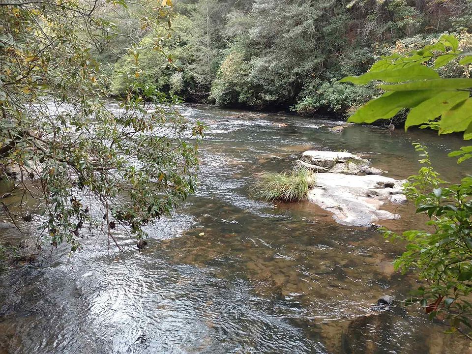1st image of 0 Horseshoe Ln