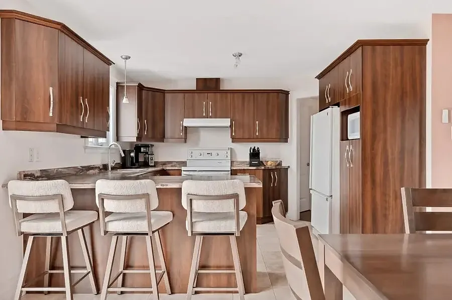 Apartment For Rent — Photo 2