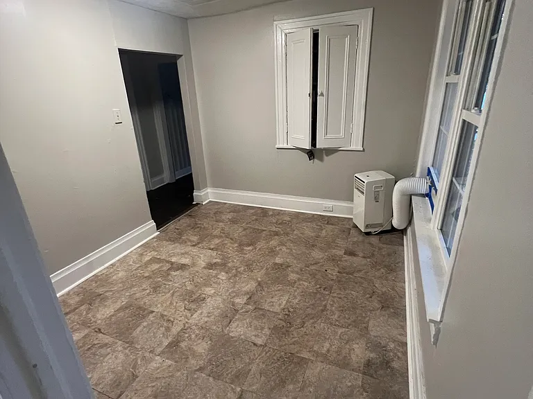 1511 Highland Ave — Photo 13
