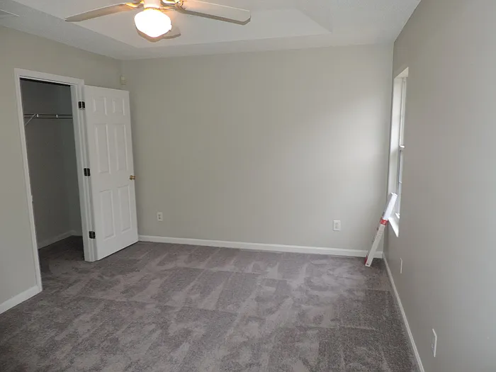 3881 Crest Dr — Photo 32
