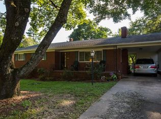 410 Manor Dr, High Point, NC 27260