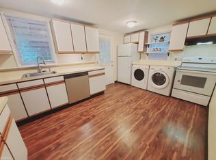 279 Hoyt St UNIT 1, Darien, CT 06820