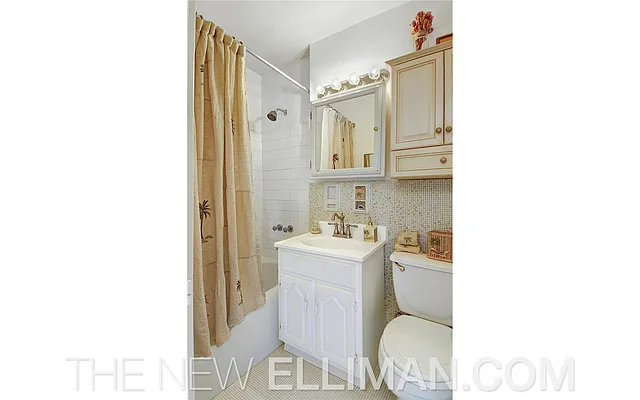 Sold by Douglas Elliman | media 22