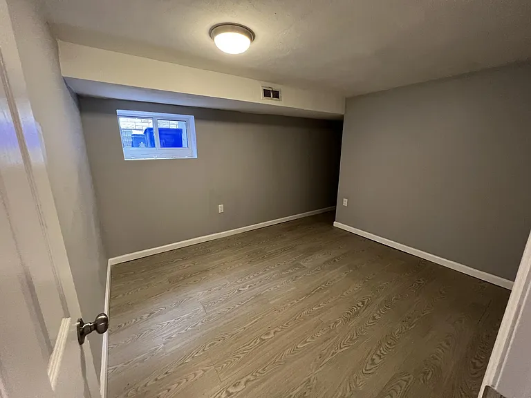 7806 Brier St — Photo 13