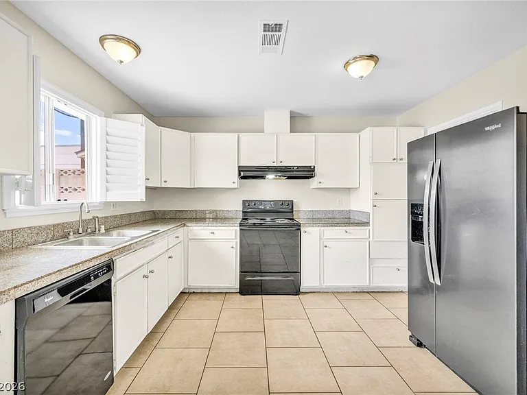 6921 Acoma Ct — Photo 36