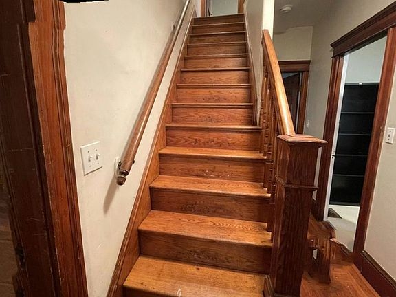 3rd image of 86 Bromfield Rd #2