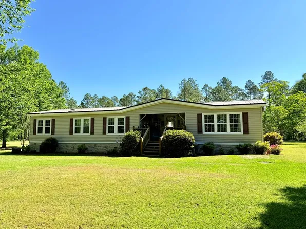 49 Lola Ln, Enigma, GA 31749