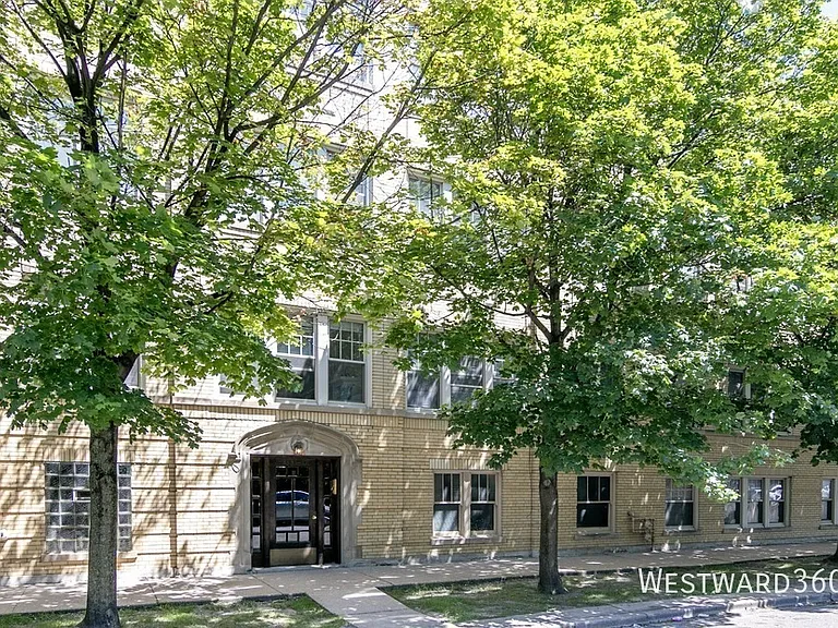 3535 N Troy St #2 — Photo 7