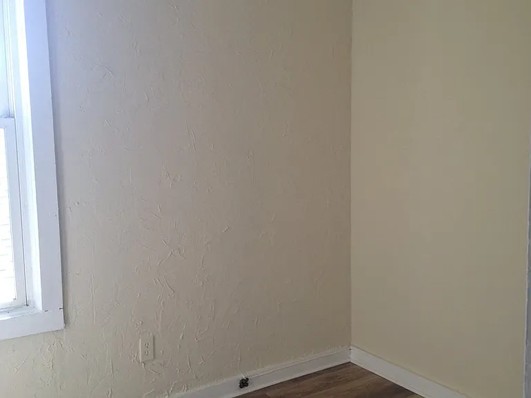 187 Melrose St — Photo 2