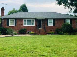 11420 Karen Dr, Ashland, VA 23005