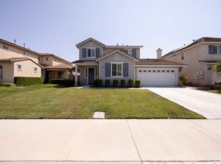 13965 Almond Grove Ct, Corona, CA 92880