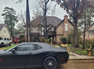 1118 Suwanee Ln, Houston, TX 77090