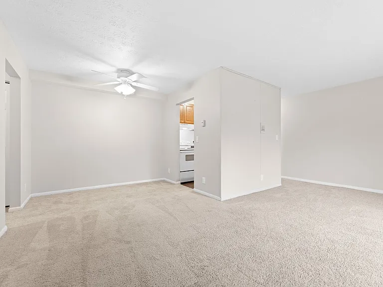 The Hillcrest Apartments — Photo 85