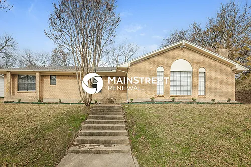 207 Point Royal Dr Photo 1
