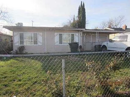 5210 37th Ave photo 1