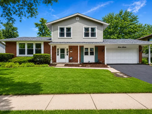 716 Dorchester Dr, Bolingbrook, IL 60440