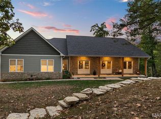 5989 Gildehaus Rd, Villa Ridge, MO 63089