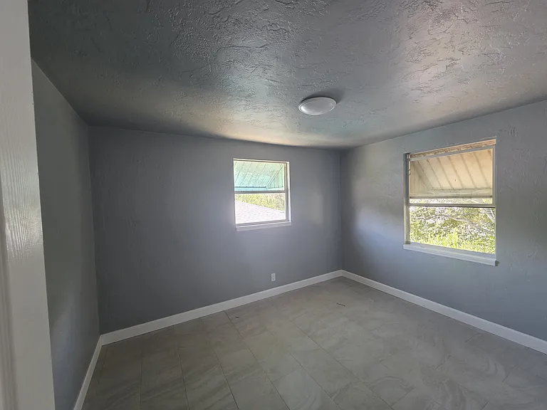 2505 7th St S #2505 — Photo 5