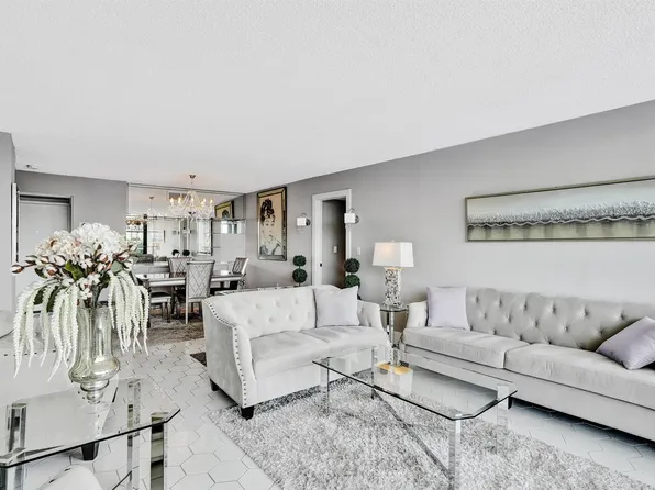 3701 N Country Club Dr APT 605, Aventura, FL 33180