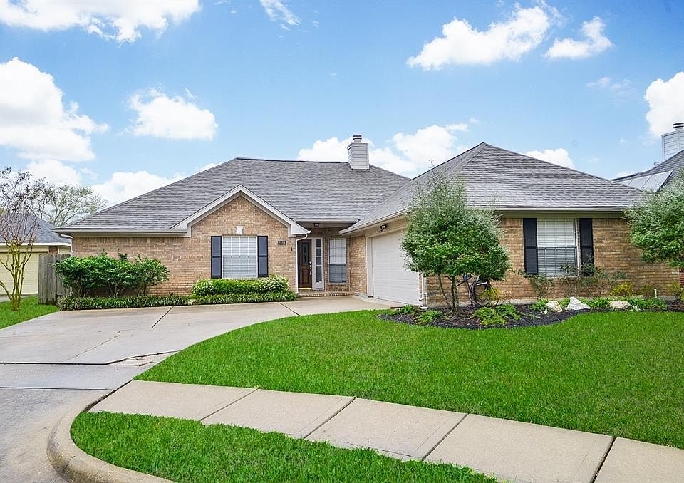 1st image of 2114 Amber Glen Ln