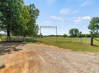 1500 E Lily Ln, Mustang, OK 73064