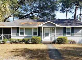 2310 Pinetree Rd, Savannah, GA 31404
