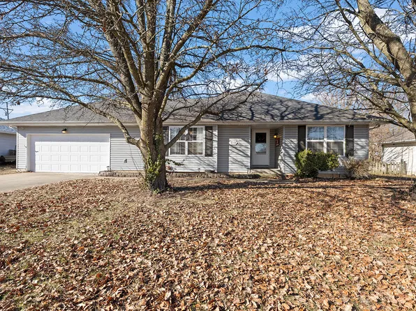 613 S Countryside Avenue, Republic, MO 65738