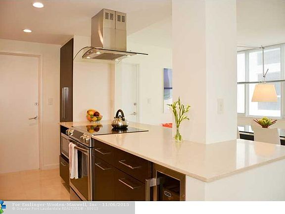 3rd image of 3301 NE 32nd Ave APT 404