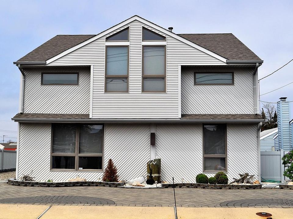 1st image of 3414 Maritime Dr