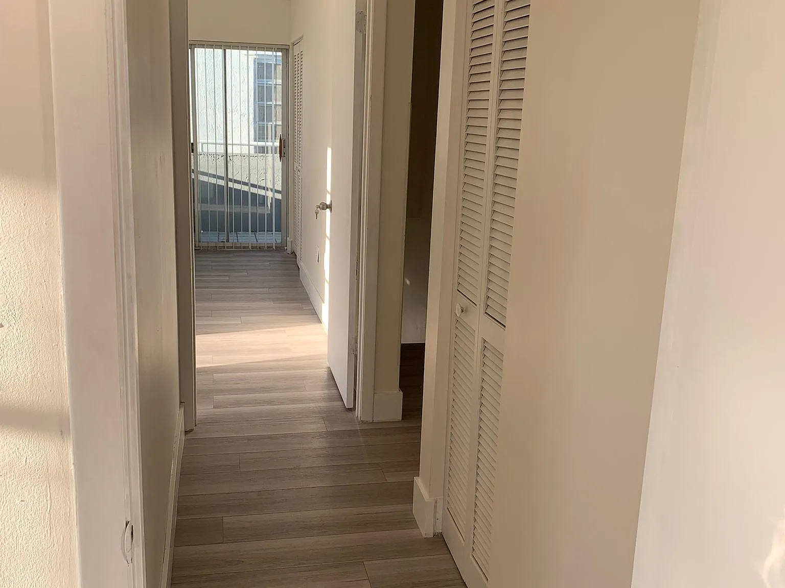 2 bed, 1.5 bath, 1170 sqft, $3,000 — Photo 4