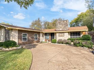 1113 Edwards Ct S, Irving, TX 75062