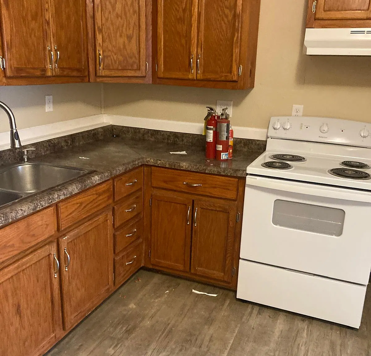 2 bed, 850 sqft, $995 — Photo 2