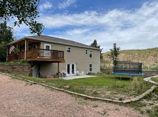 307 W Daley St, Lusk, WY 82225