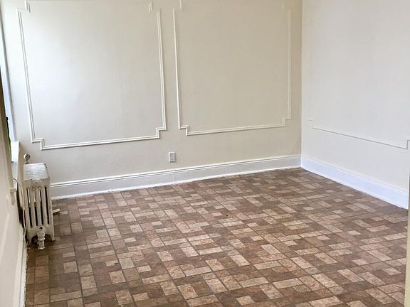 5th image of 10233 91st Ave APT 3D