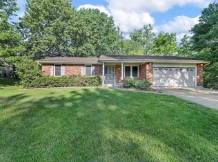 1536 Stonegate Manor Dr, Arnold, MO