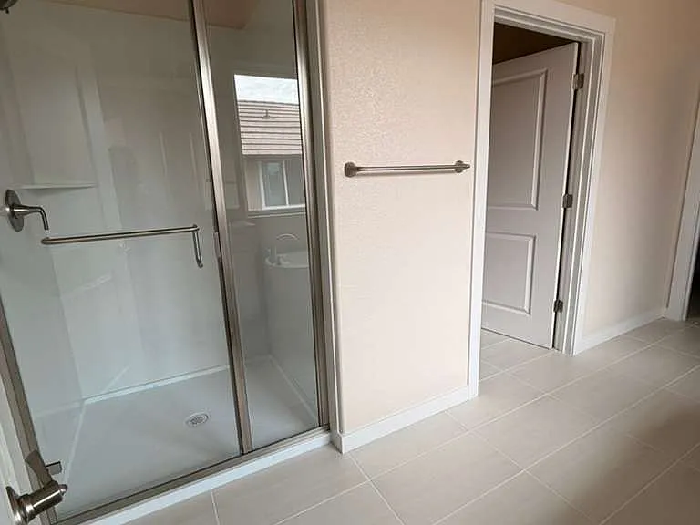 3950 Aura Way — Photo 35