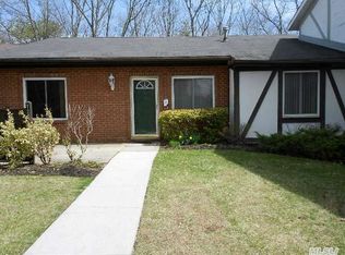120 Birchwood Rd #27, Medford, NY 11763