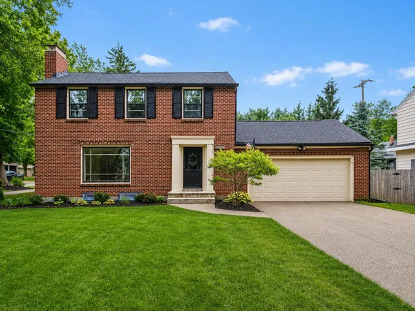 2324 Estelle Dr SE, East Grand Rapids, MI 49506