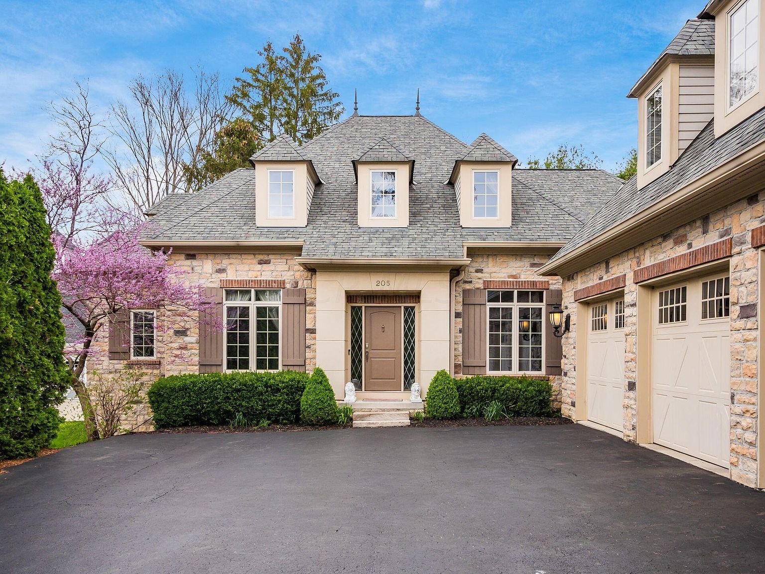 205 Stonegate Cir, Gahanna, OH 43230 Zillow