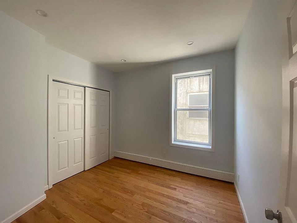 2nd image of 2629 Ocean Ave Floor 1