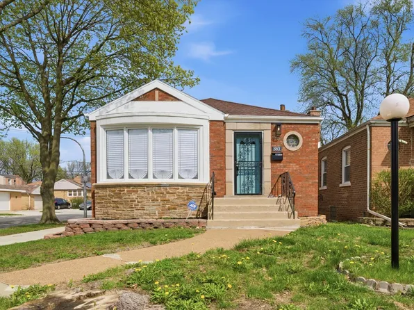 8801 S Clyde Ave, Chicago, IL 60617