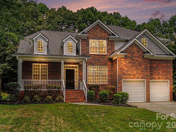 2nd image of 229 Edenshire Ct