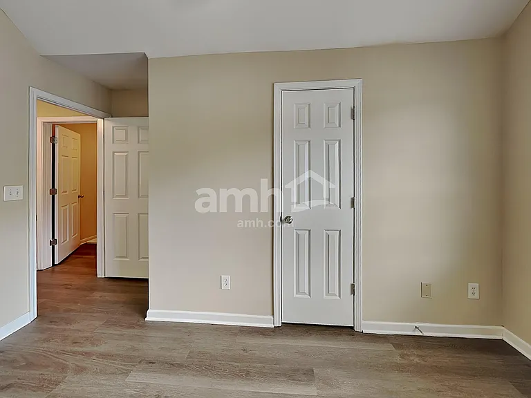 1380 Grey Rock Way — Photo 13